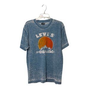 Levi's Blue Graphic T-Shirt for Men